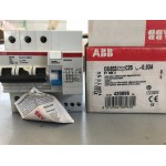 INTERRUTTORE DIFFERENZIALE MAGNETOTERMICO 3P 25A 6KA 0.03A ABB DS653 C25 EY 085 